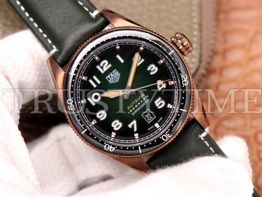 Копия часов Tag Heuer Autavia Isograph Calibre 5 42mm WBE5190.FC8268 Арт.TG-0603