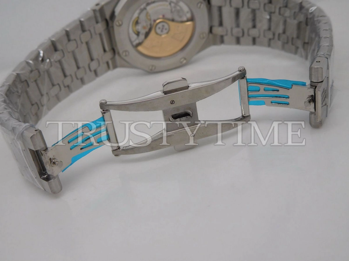 Копия часов Audemars Piguet Royal Oak 39mm 15300ST.OO.1220ST.02 Арт.AP-0667