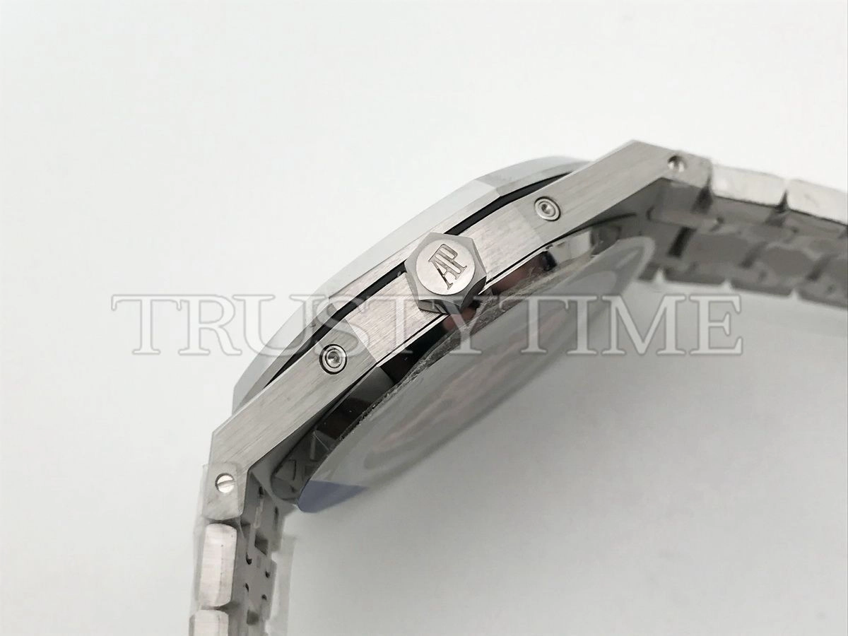 Копия часов Audemars Piguet Royal Oak Perpetual Calendar 26597PT.OO.1220PT.01 Арт.AP-1033