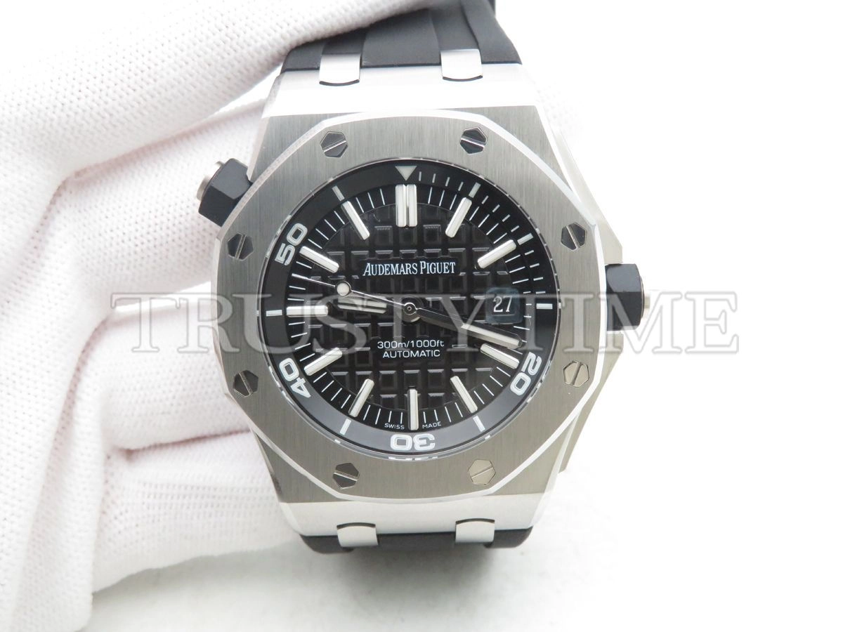 Копия часов Audemars Piguet Royal Oak Offshore Diver 15703ST.OO.A002CA.01 Арт.AP-0978