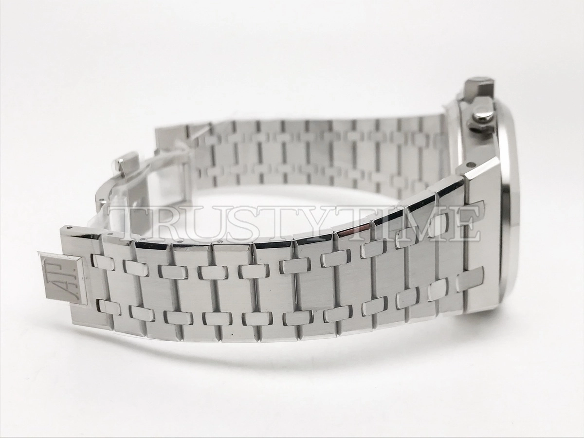 Копия часов Audemars Piguet Royal Oak Selfwinding Chronograph 26240ST.OO.1320ST.08 Арт.AP-1188
