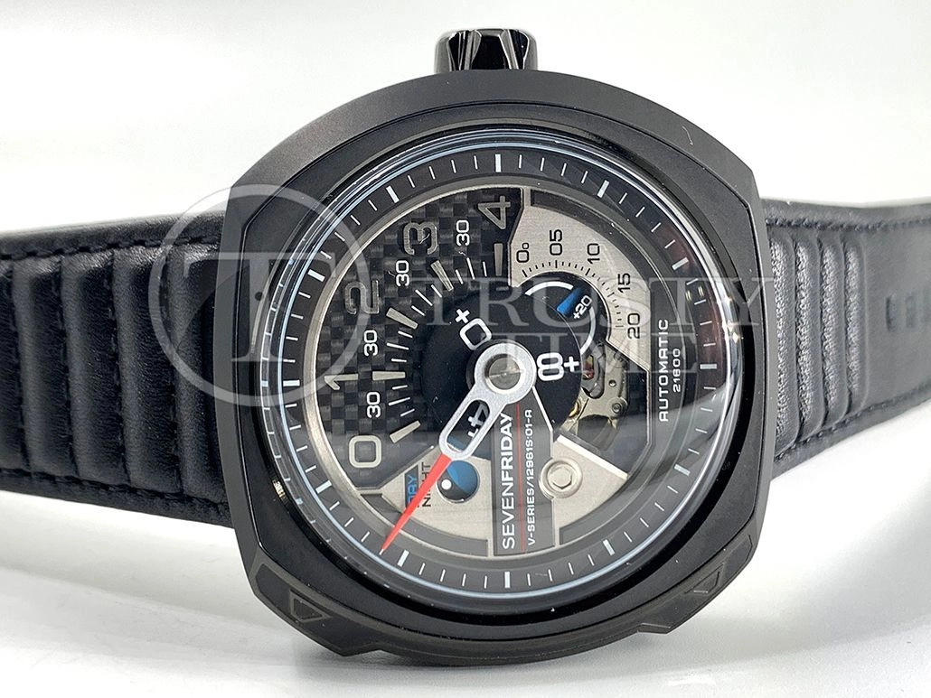 Копия часов SevenFriday V3/01