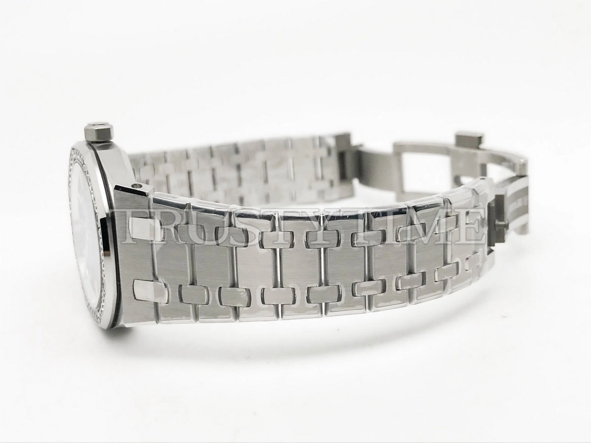 Копия часов Audemars Piguet Royal Oak Ladies 33mm 67651IP.ZZ.1261IP.01 Арт.AP-1133