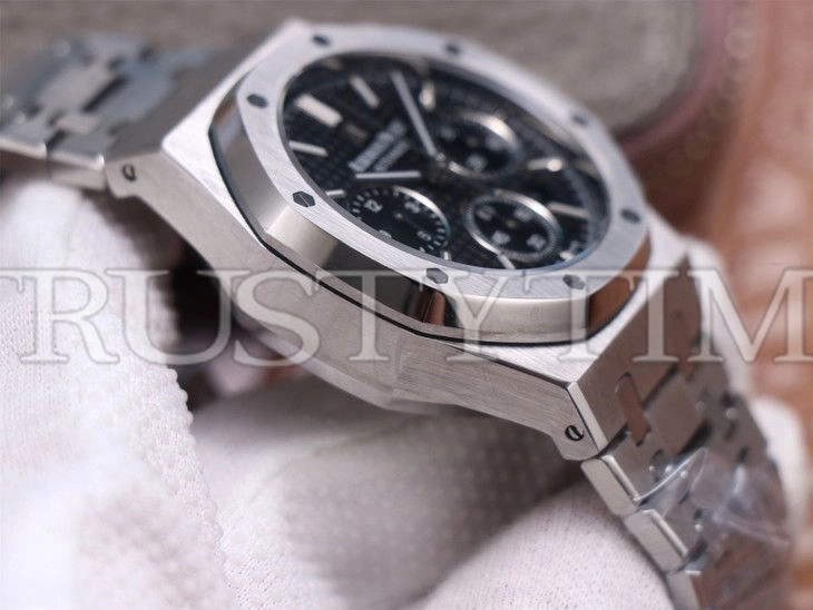 Копия часов Audemars Piguet Royal Oak Chronograph 26320ST.OO.1220ST.01 Арт.AP-0469