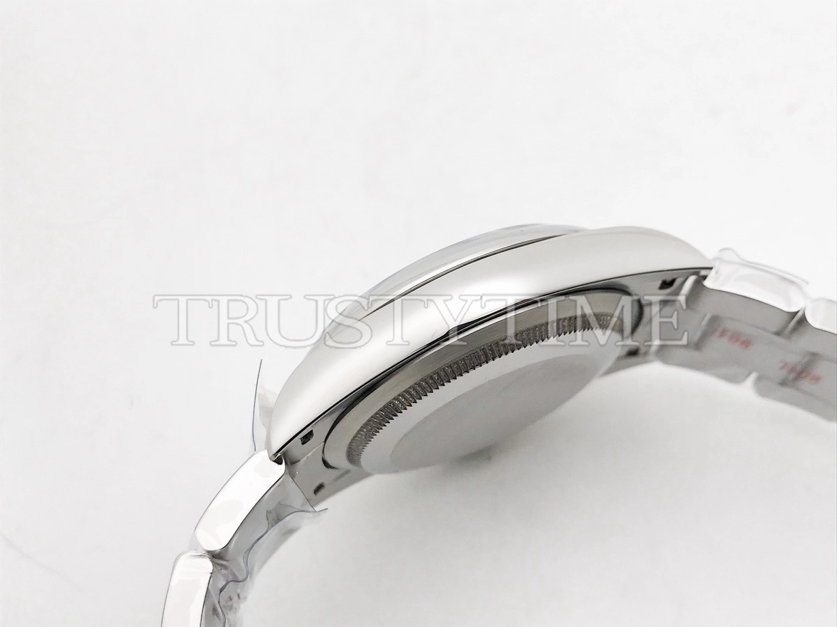 Копия часов Rolex Oyster Perpetual 36mm 126000-0013 Арт.RX-3526