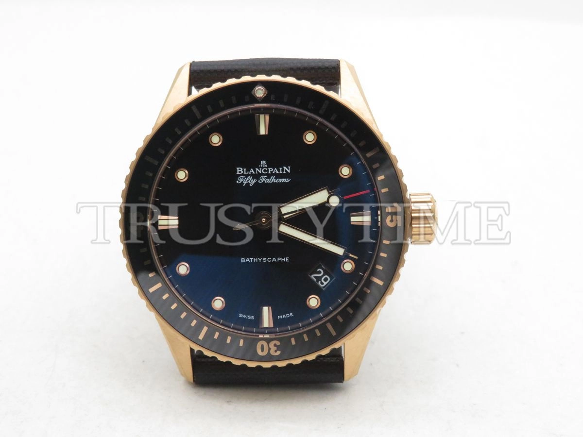 Копия часов Blancpain Fifty Fathoms Bathyscaphe 5000-36S30-B52A Арт.BP-0346