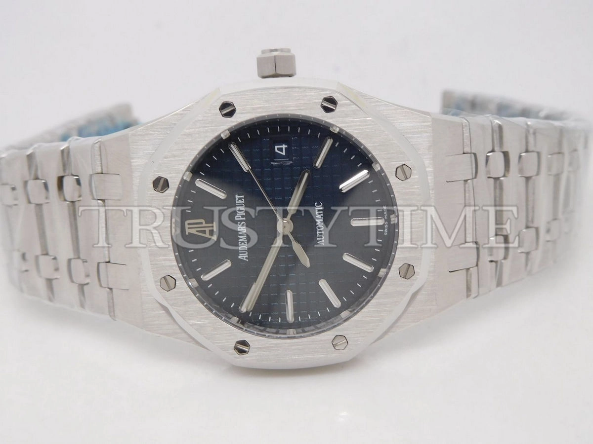 Копия часов Audemars Piguet Royal Oak 39mm 15300ST.OO.1220ST.02 Арт.AP-0667