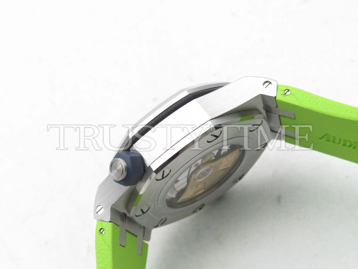 Копия часов Audemars Piguet Royal Oak Offshore Diver 15710ST.OO.A038CA.01 Арт.AP-1007