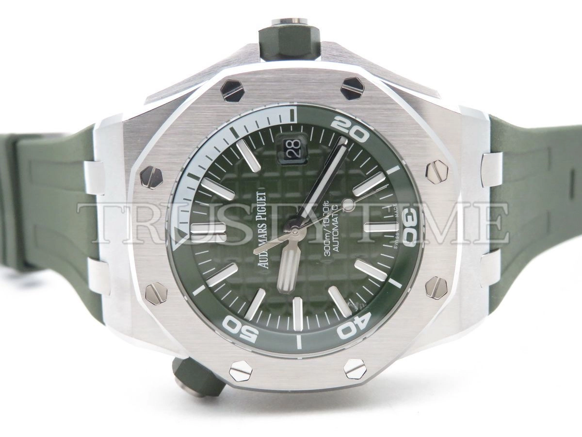 Копия часов Audemars Piguet Royal Oak Offshore Diver 15710ST.OO.A052CA.01 Арт.AP-0883