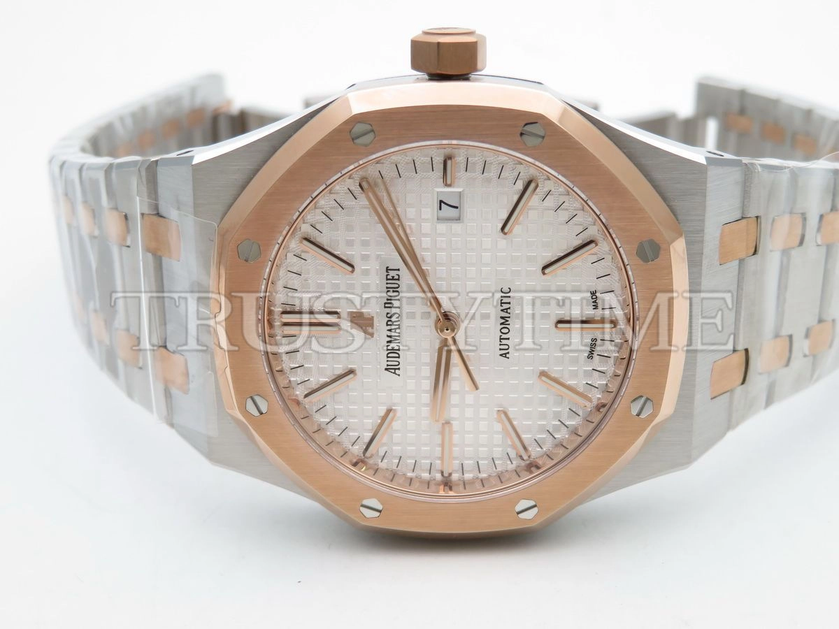 Копия часов Audemars Piguet Royal Oak Automatic II 15400SR.OO.1220SR.01 Арт.AP-0694