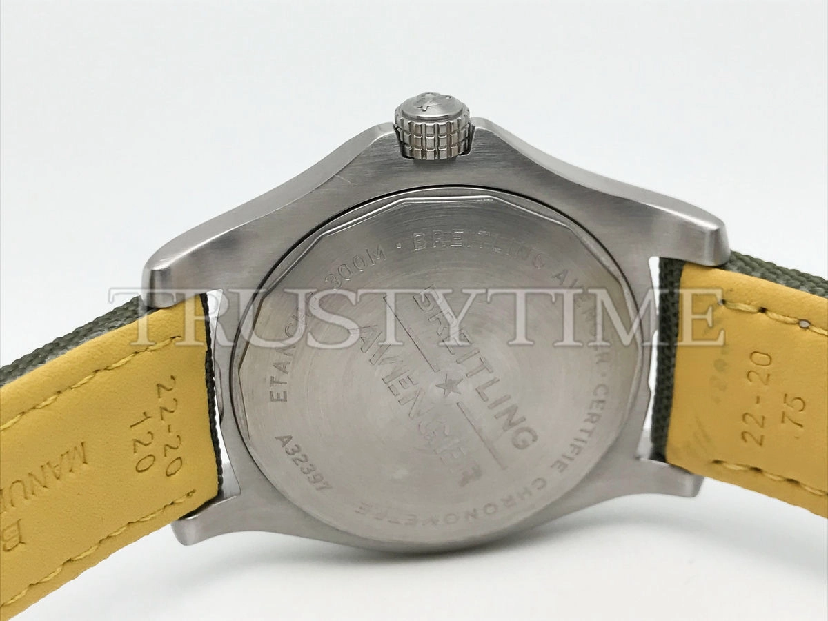 Копия часов Breitling Avenger Automatic 43 A17318101L1X1 Арт.BT-0640