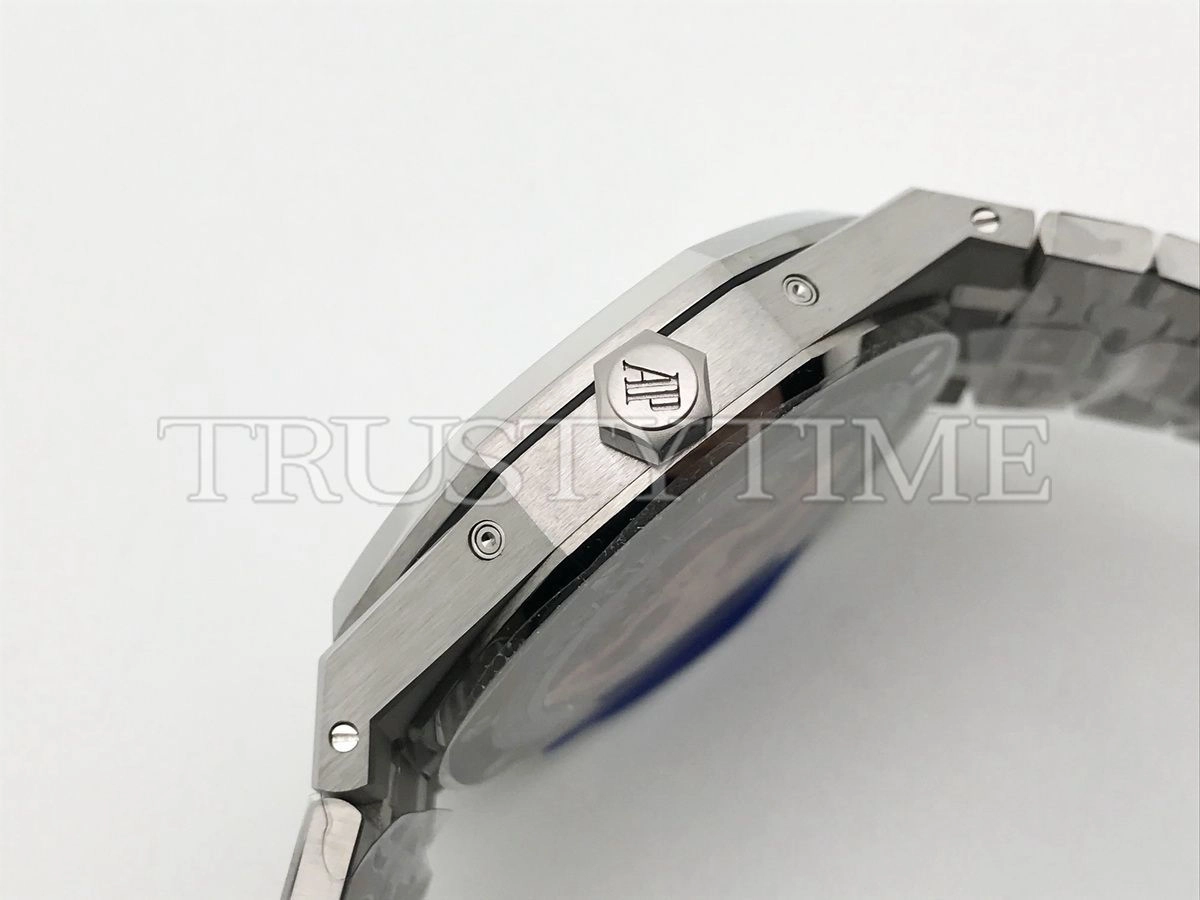 Копия часов Audemars Piguet Royal Oak Perpetual Calendar 26574PT.OO.1220PT.01 Арт.AP-1041