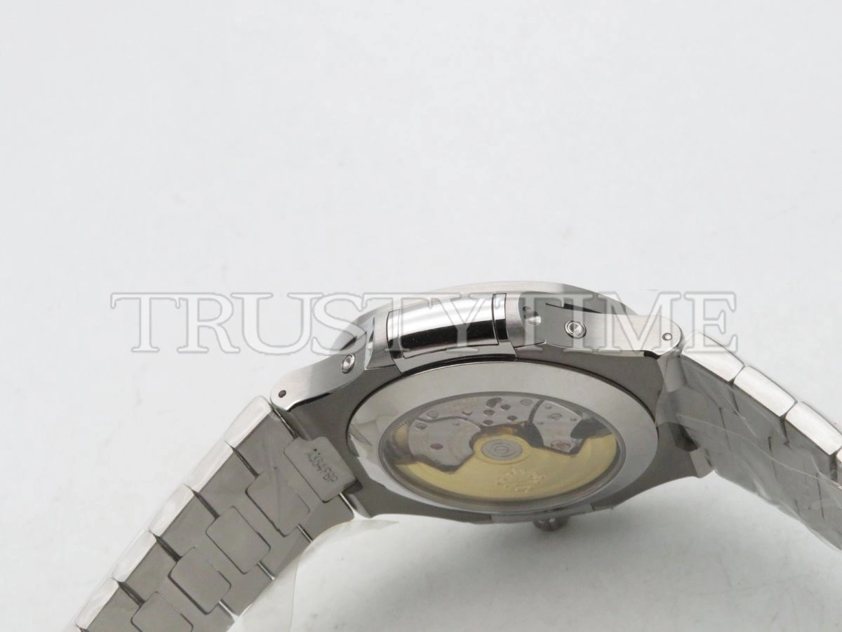 Копия часов Patek Philippe Nautilus Annual Calendar 40,5mm 5726/1A-010 Арт.PP-0693