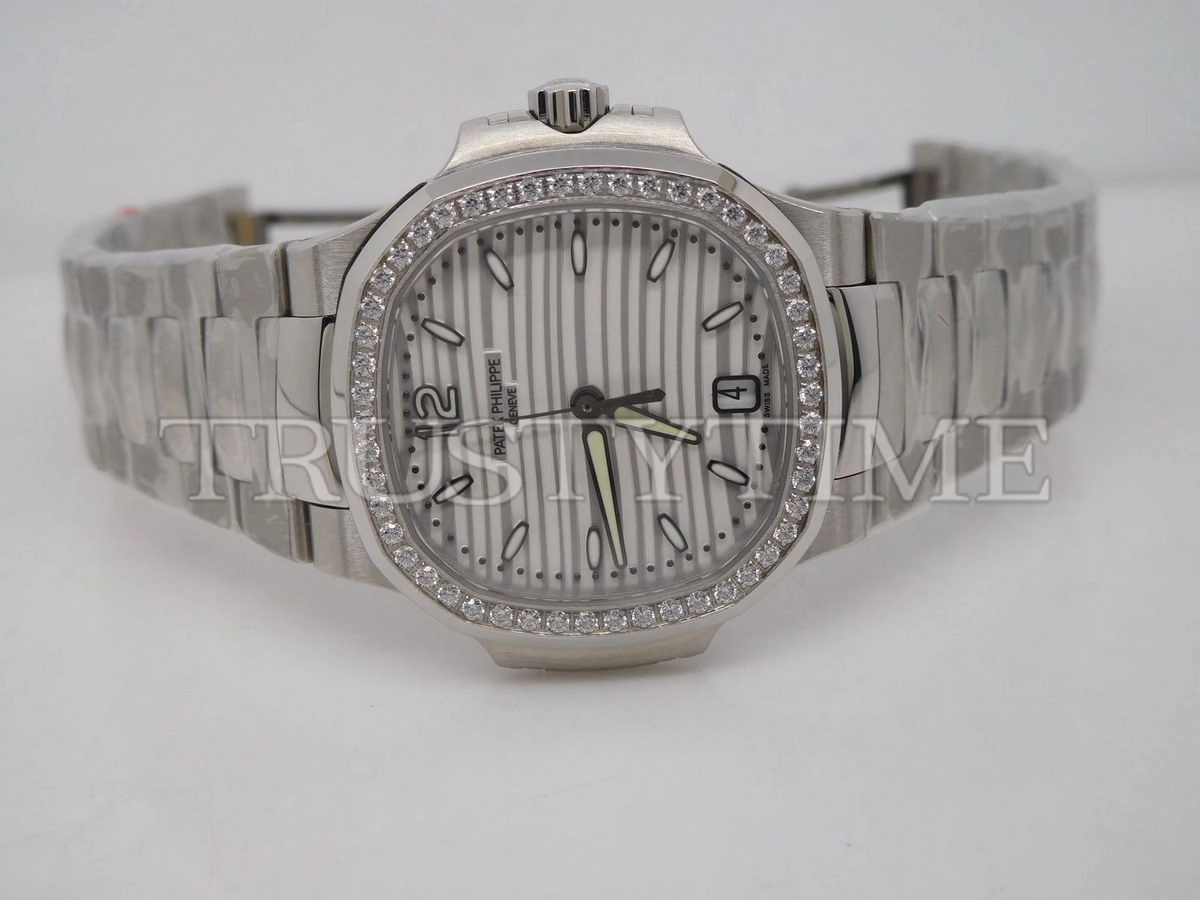 Копия часов Patek Philippe Nautilus Lades 34mm 7018/1A-001 Арт.PP-0492