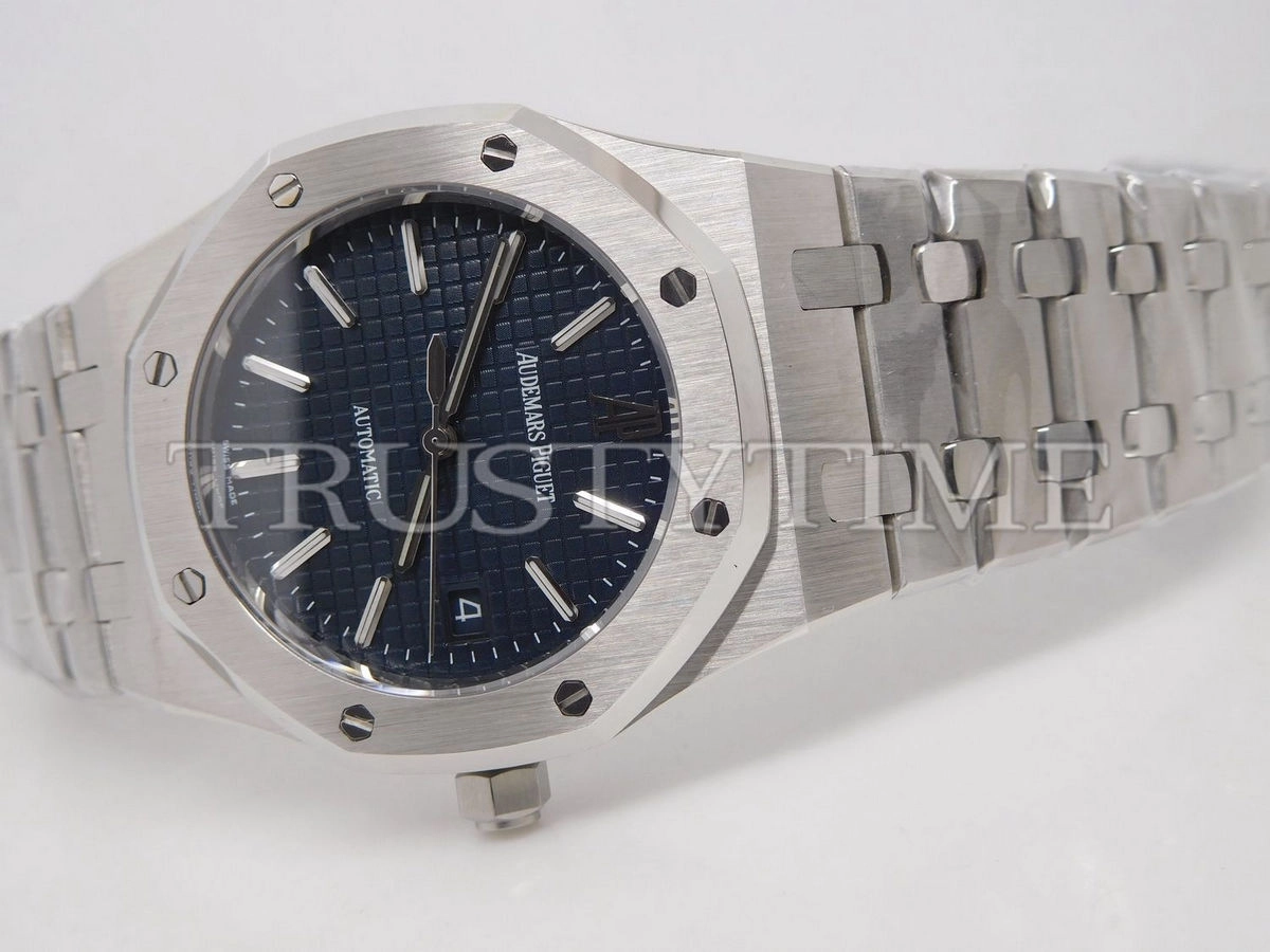 Копия часов Audemars Piguet Royal Oak 39mm 15300ST.OO.1220ST.02 Арт.AP-0667