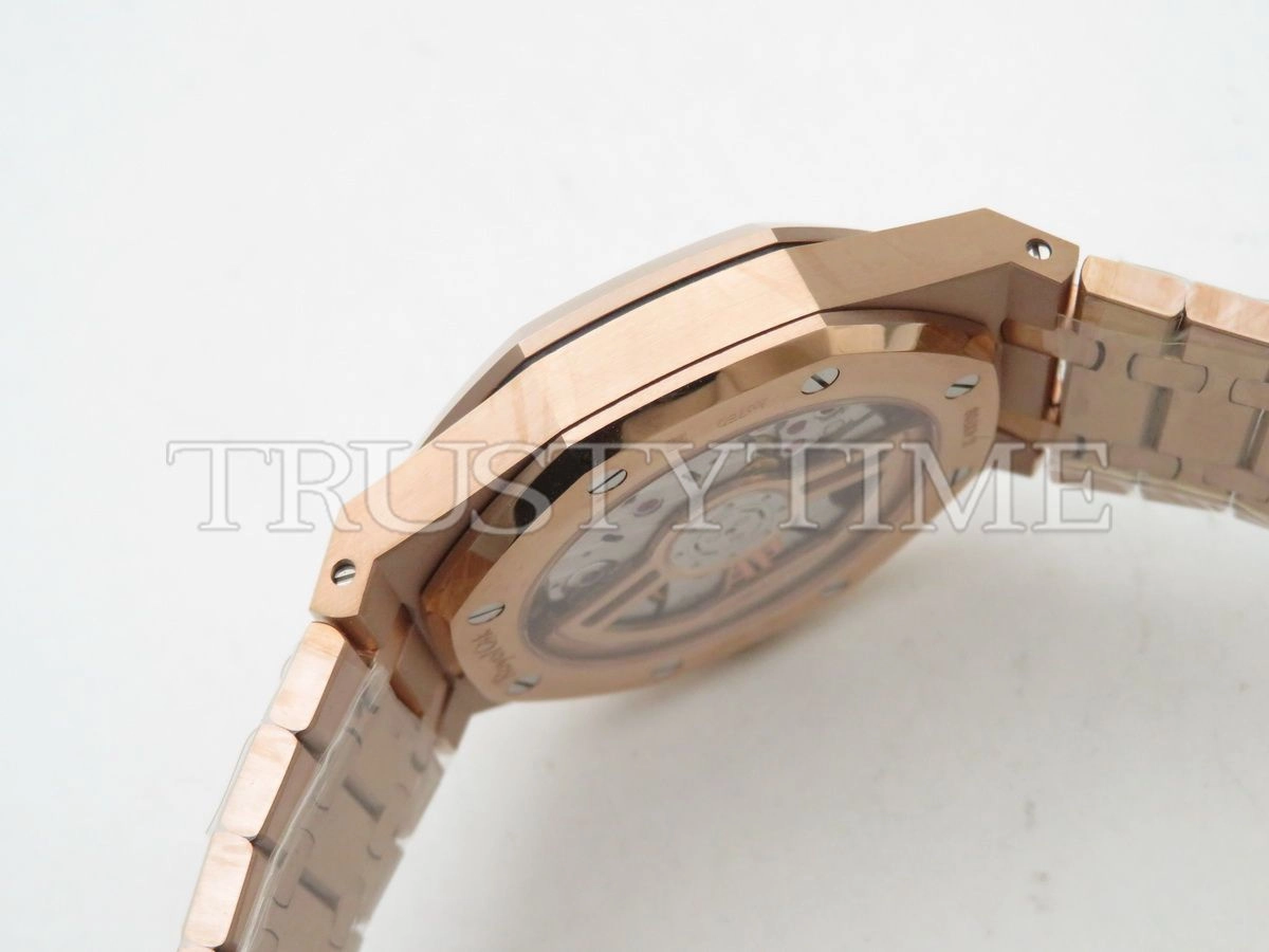 Копия часов Audemars Piguet Royal Oak 15400OR.OO.1220OR.03 Арт.AP-0747
