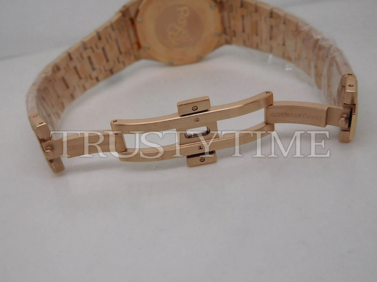 Копия часов Audemars Piguet Royal Oak Frosted 33mm 67653OR.GG.1263OR.01 Арт.AP-0727