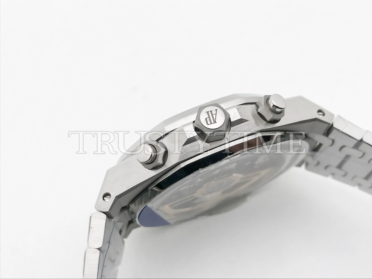 Копия часов Audemars Piguet Royal Oak Selfwinding Chronograph 26240ST.OO.1320ST.08 Арт.AP-1188