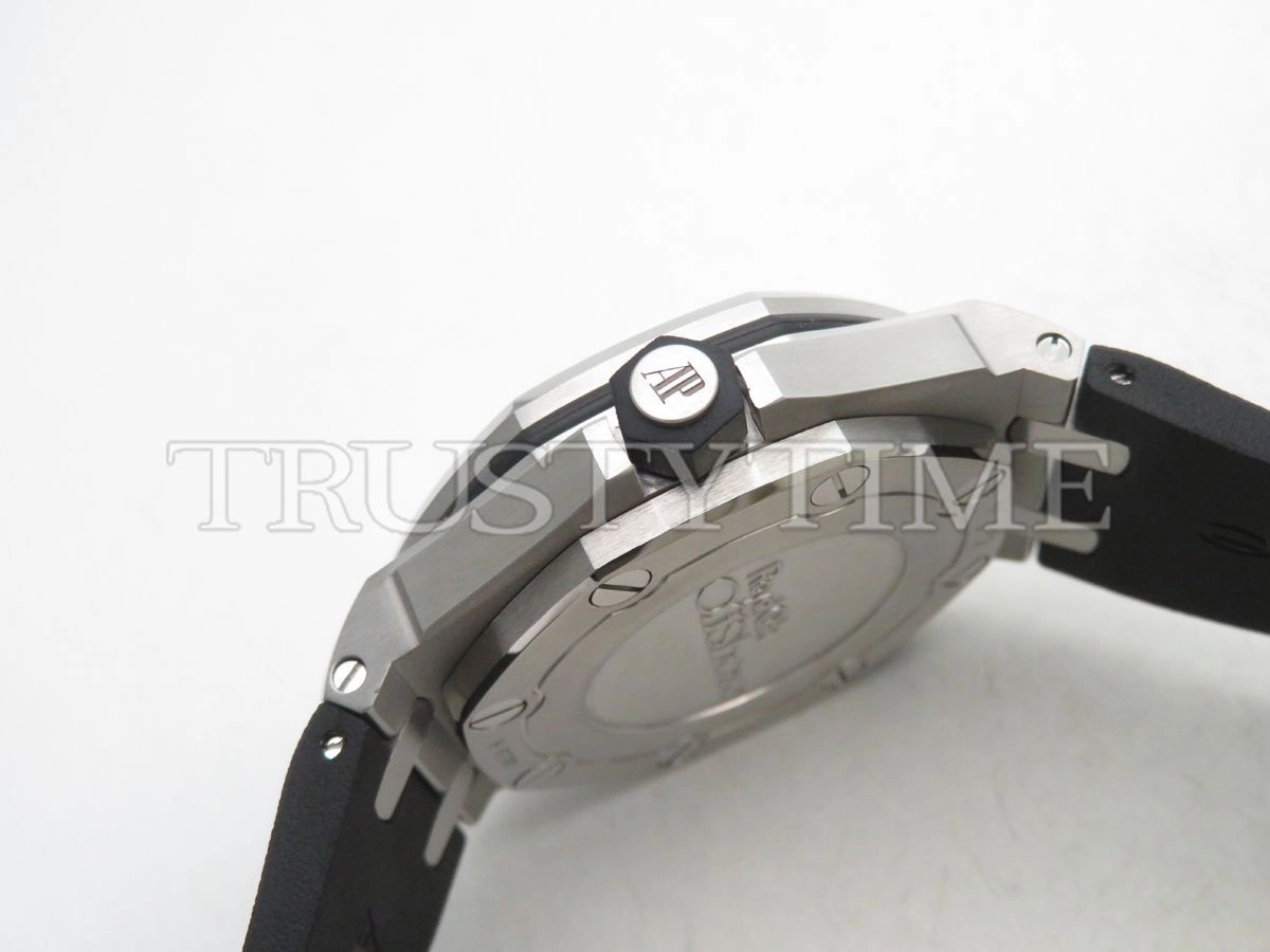 Копия часов Audemars Piguet Royal Oak Offshore Diver 15703ST.OO.A002CA.01 Арт.AP-0978