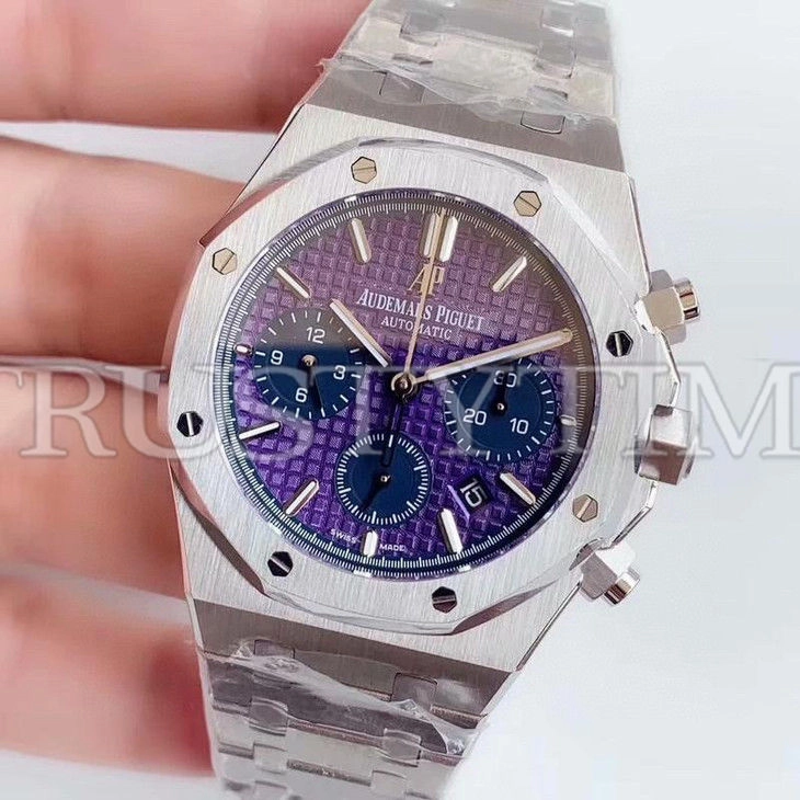 Копия часов Audemars Piguet Royal Oak Chronograph 26338PT.OO.1220PT.01 Арт.AP-1071
