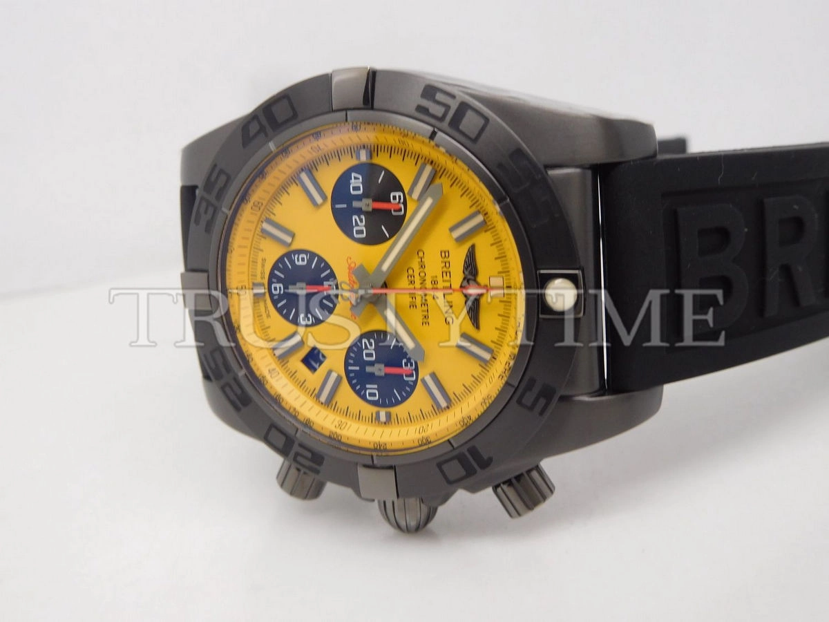 Копия часов Breitling Chronomat Blacksteel 44 MB0111C3/I531/262S/M20DSA.2 Арт.BT-0400