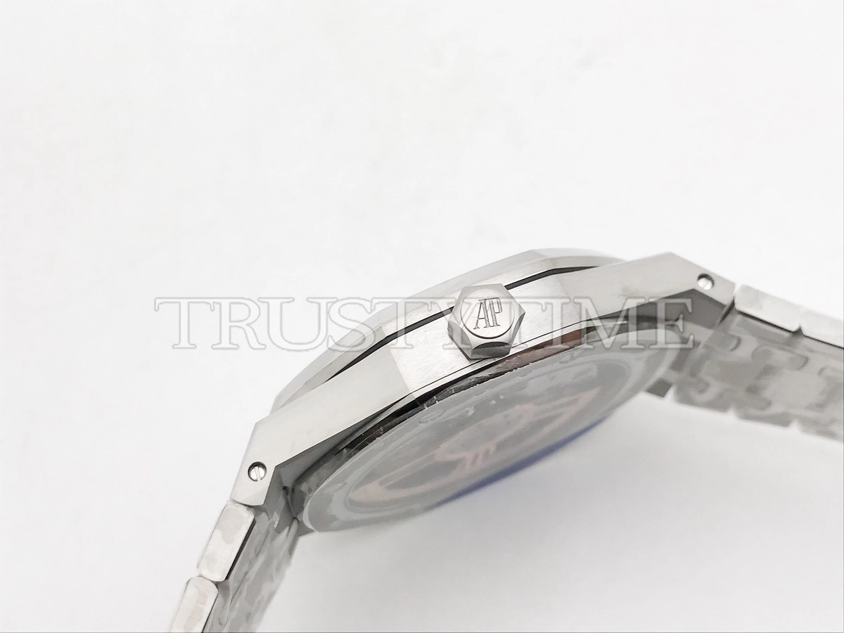 Копия часов Audemars Piguet Royal Oak Selfwinding Special Edition 15510BC.OO.1320BC.02 Арт.AP-1212