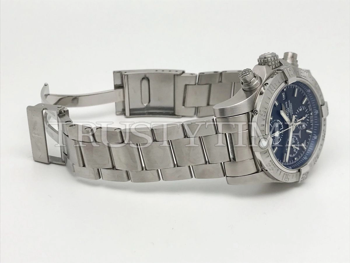 Копия часов Breitling Avenger Chronograph 43 A13385101C1A1 Арт.BT-0629