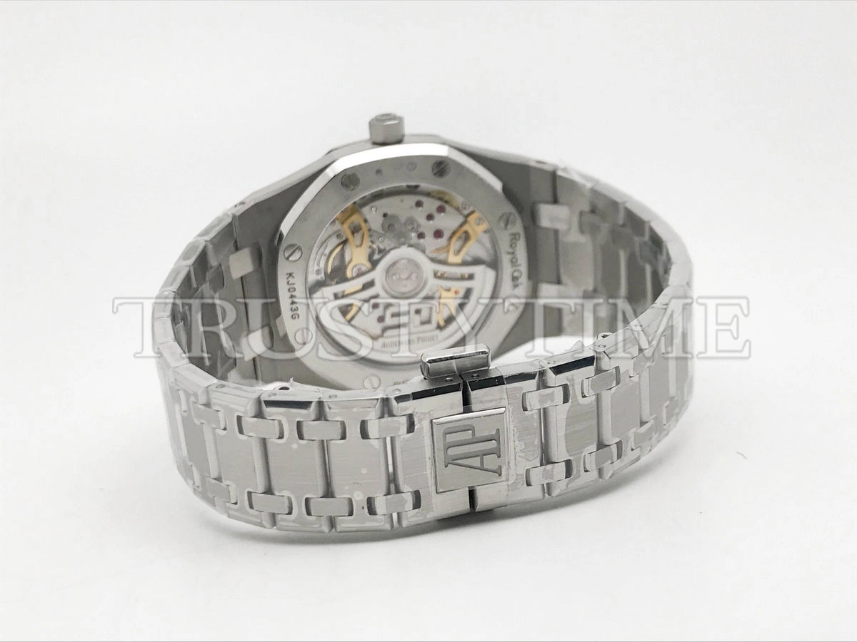 Копия часов Audemars Piguet Royal Oak “Jumbo” Extra-Thin Platinum and Smoked Green Dial 15202PT.OO.1240PT.01 Арт.AP-0425