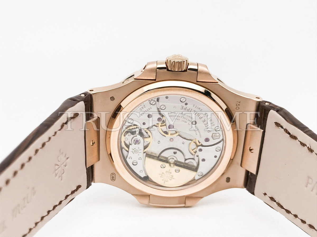 Копия часов Patek Philippe Nautilus Power Reserve Moonphase 40mm 5724R-001 Арт.PP-0782