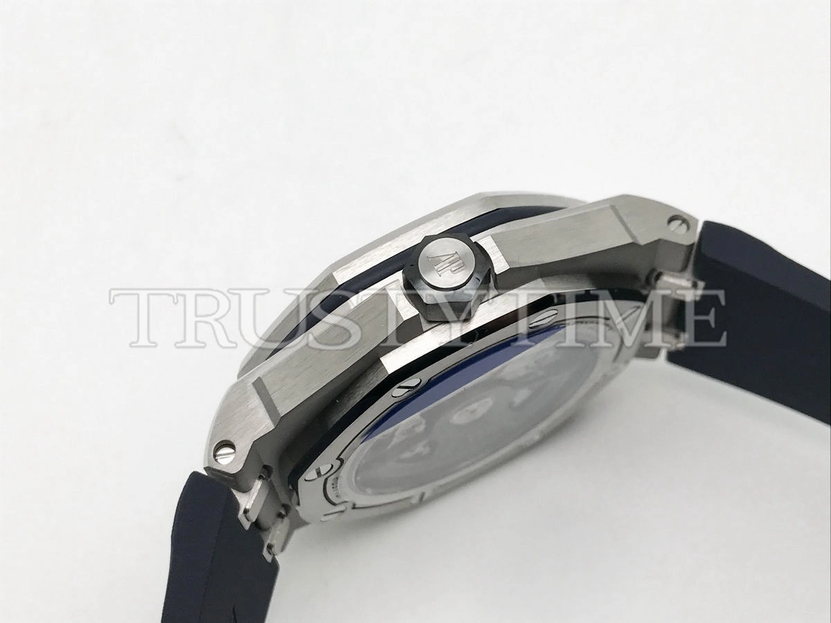 Копия часов Audemars Piguet Royal Oak Offshore Diver 15720ST.OO.A027CA.01 Арт.AP-1017