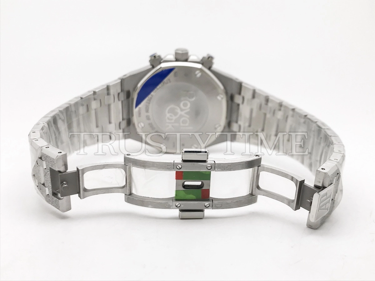 Копия часов Audemars Piguet Royal Oak Frosted Gold Selfwinding Chronograph 26331BC.GG.1224BC.01 Арт.AP-1238