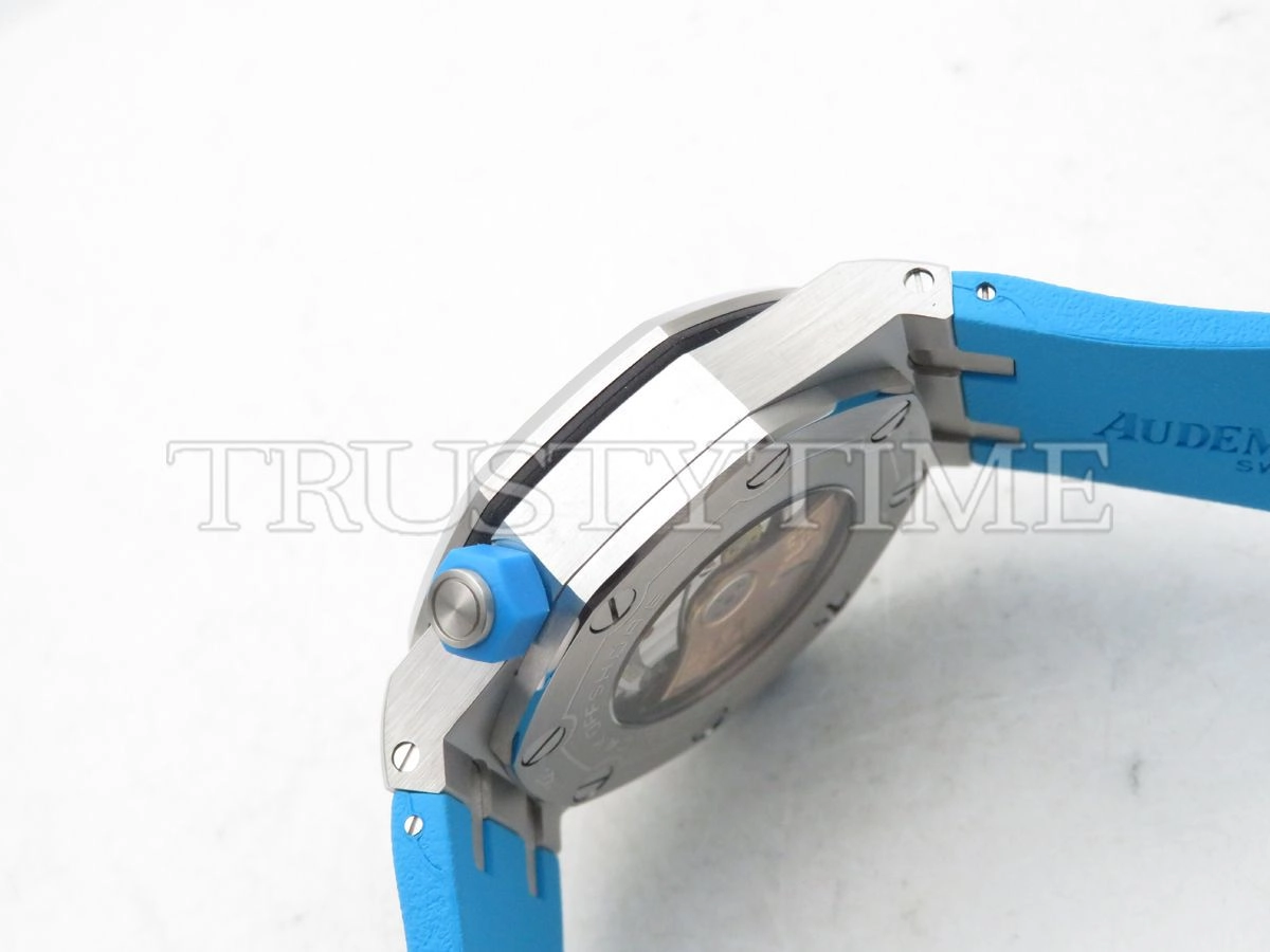 Копия часов Audemars Piguet Royal Oak Offshore Diver 15710ST.OO.A032CA.01 Арт.AP-1011