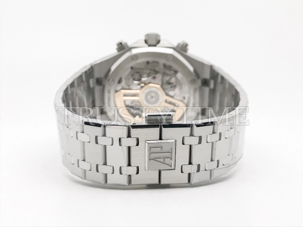 Копия часов Audemars Piguet Royal Oak Selfwinding Chronograph 26240ST.OO.1320ST.06 Арт.AP-1186
