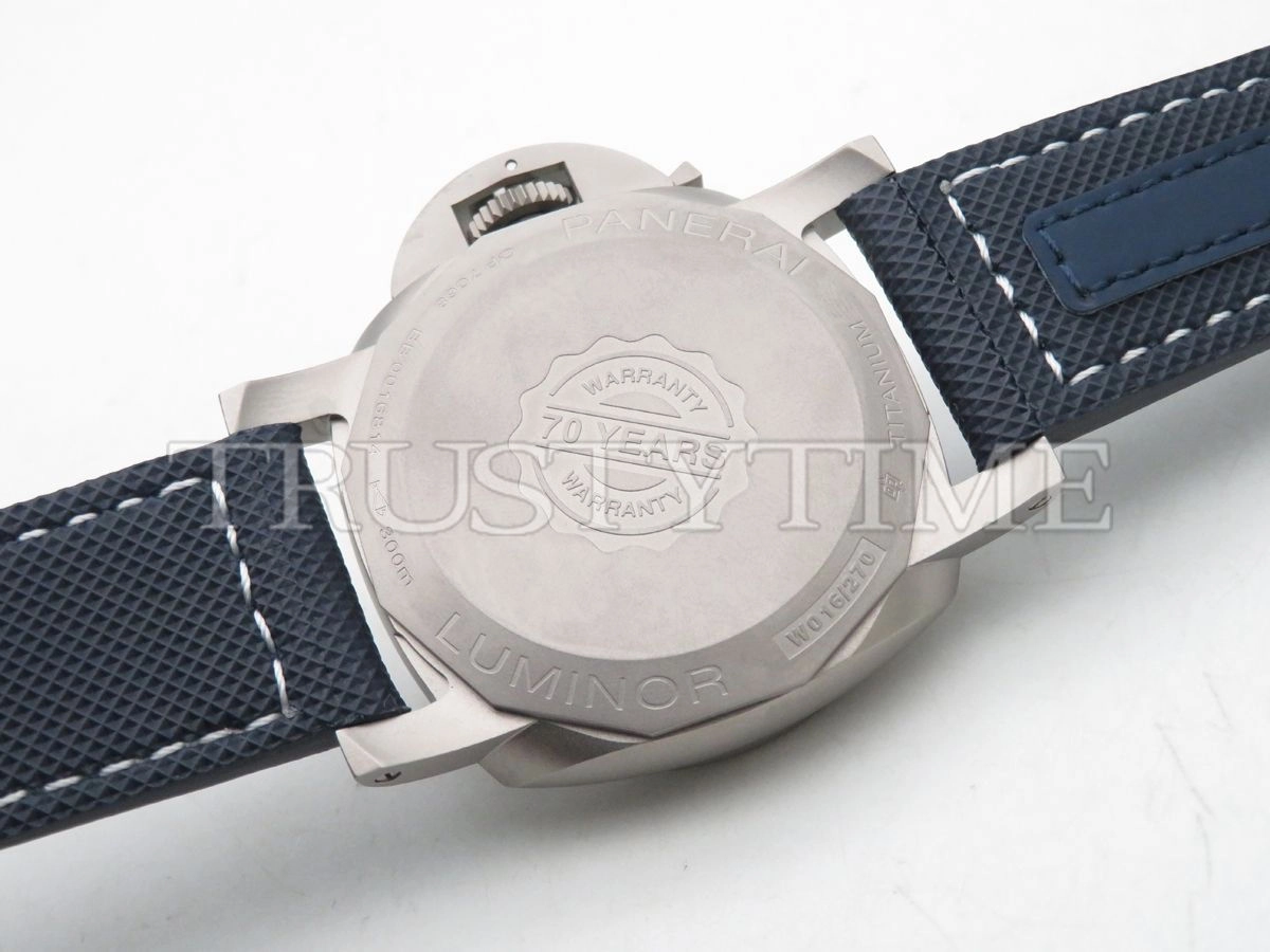 Копия часов Panerai Luminor 1950 3 Days Titanium 44mm PAM01117 Арт.PN-0792