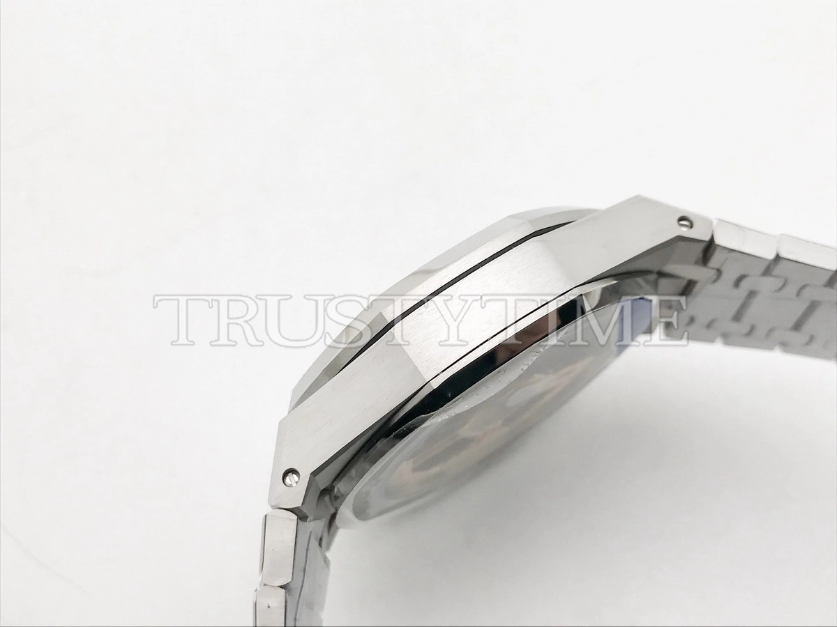 Копия часов Audemars Piguet Royal Oak Selfwinding Chronograph 26240ST.OO.1320ST.08 Арт.AP-1188