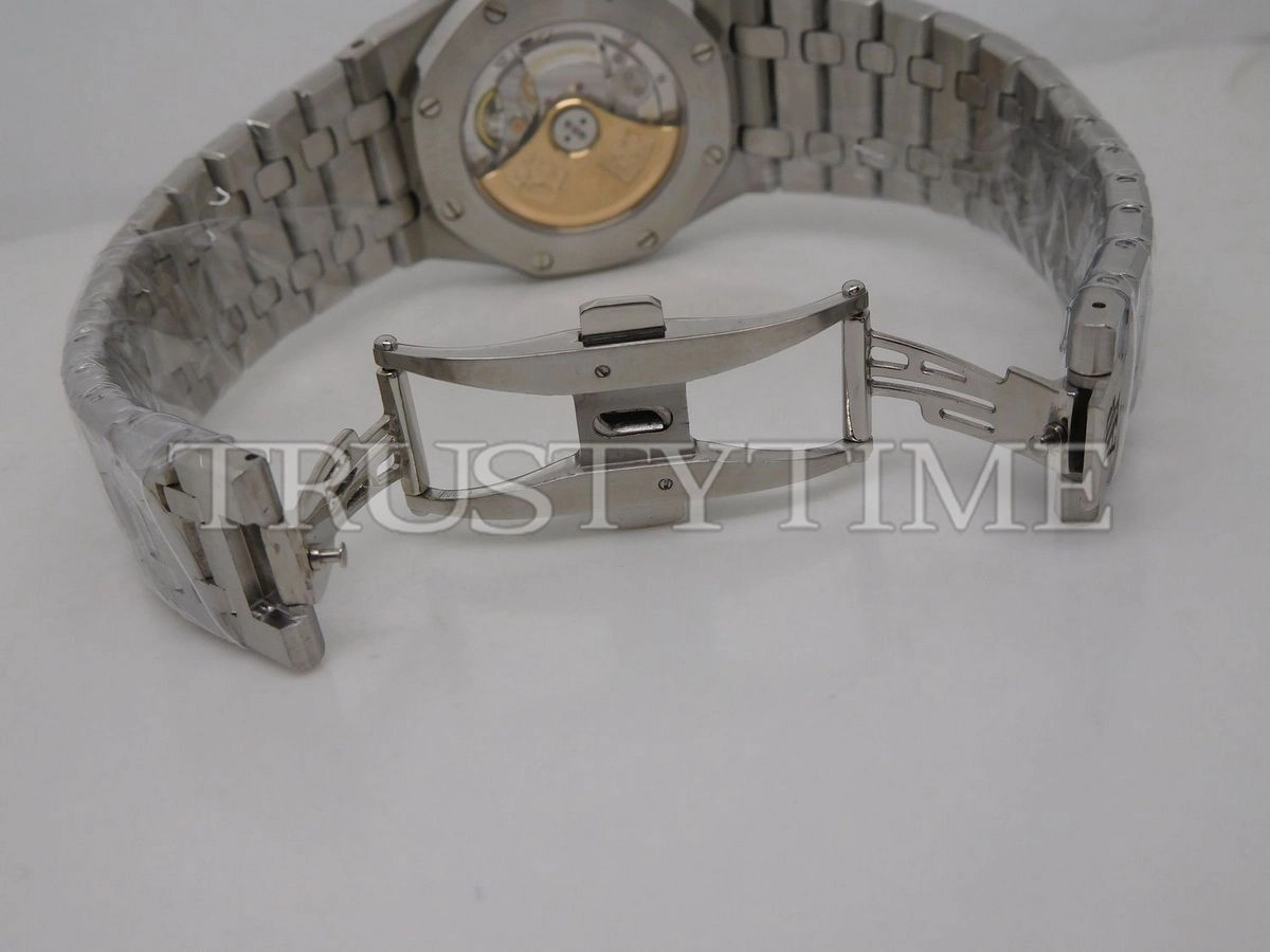 Копия часов Audemars Piguet Royal Oak 39mm 15300ST.OO.1220ST.01 Арт.AP-0665
