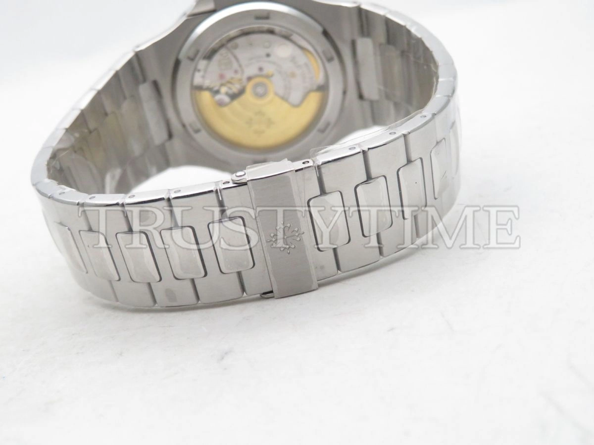 Копия часов Patek Philippe Nautilus 40mm 5711/1300A-001 Арт.PP-0723