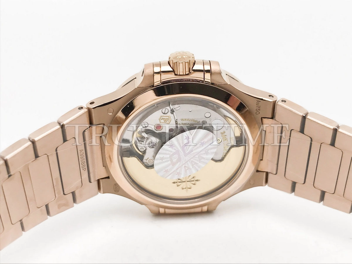 Копия часов Patek Philippe Nautilus Ladies 35mm 7118/1R-001 Арт.PP-0778