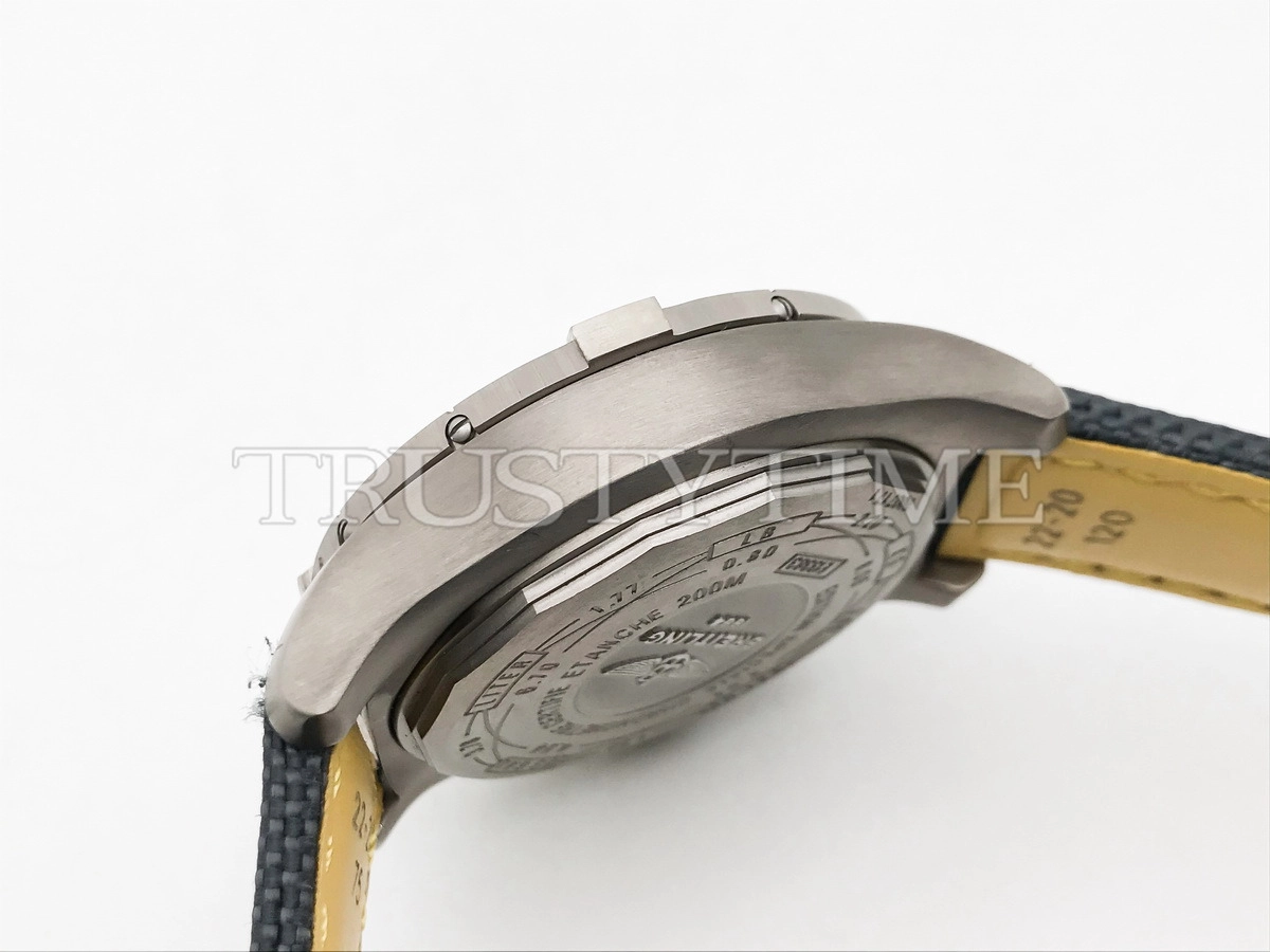 Копия часов Breitling Avenger Bandit Chronograph 45 E13383101M2W1 Арт.BT-1084