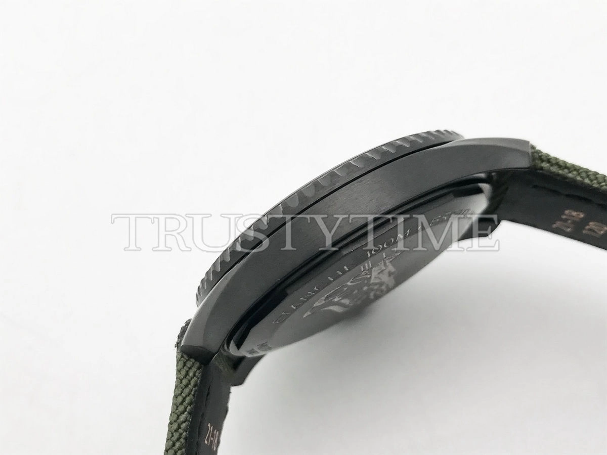 Копия часов Breitling Aviator 8 Automatic Curtiss Warhawk 41 M173152A1L1X2 Арт.BT-1089