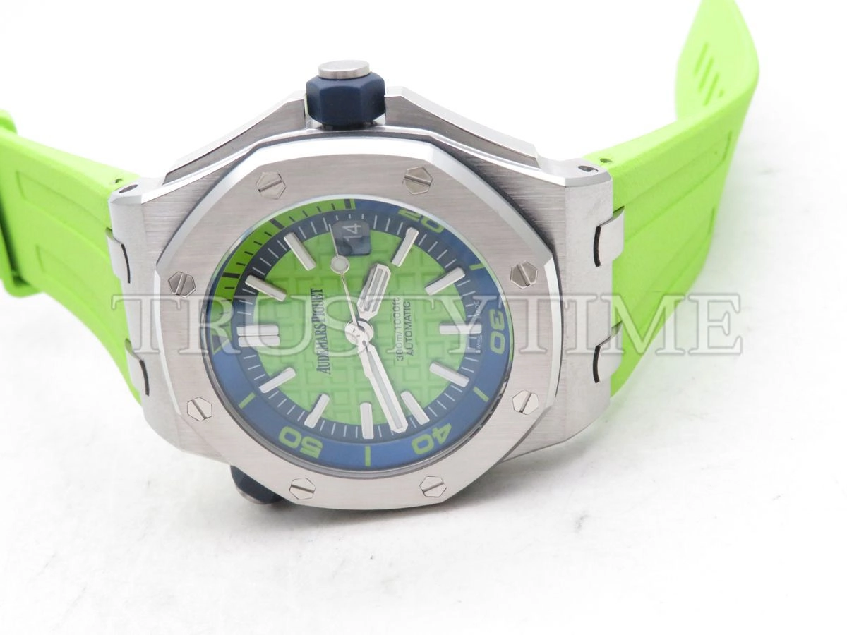 Копия часов Audemars Piguet Royal Oak Offshore Diver 15710ST.OO.A038CA.01 Арт.AP-1007