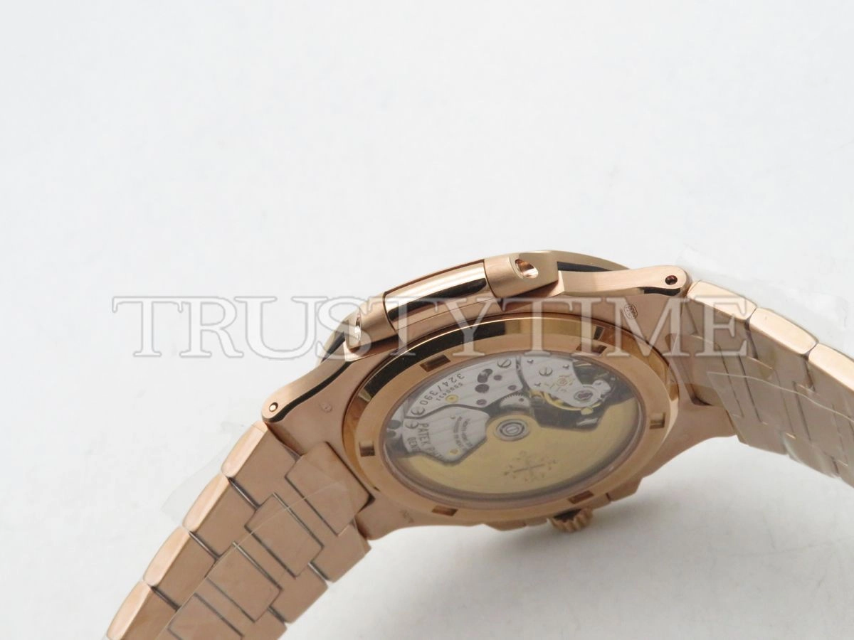 Копия часов Patek Philippe Nautilus 40mm 5711/1R-001 Арт.PP-0686