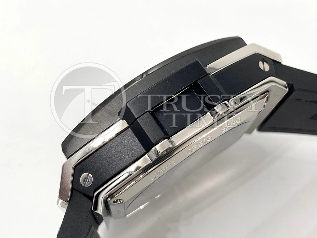 Копия часов Hublot Spirit of Big Bang 45 Titanium 601.NM.0173.LR Арт.HB-0888