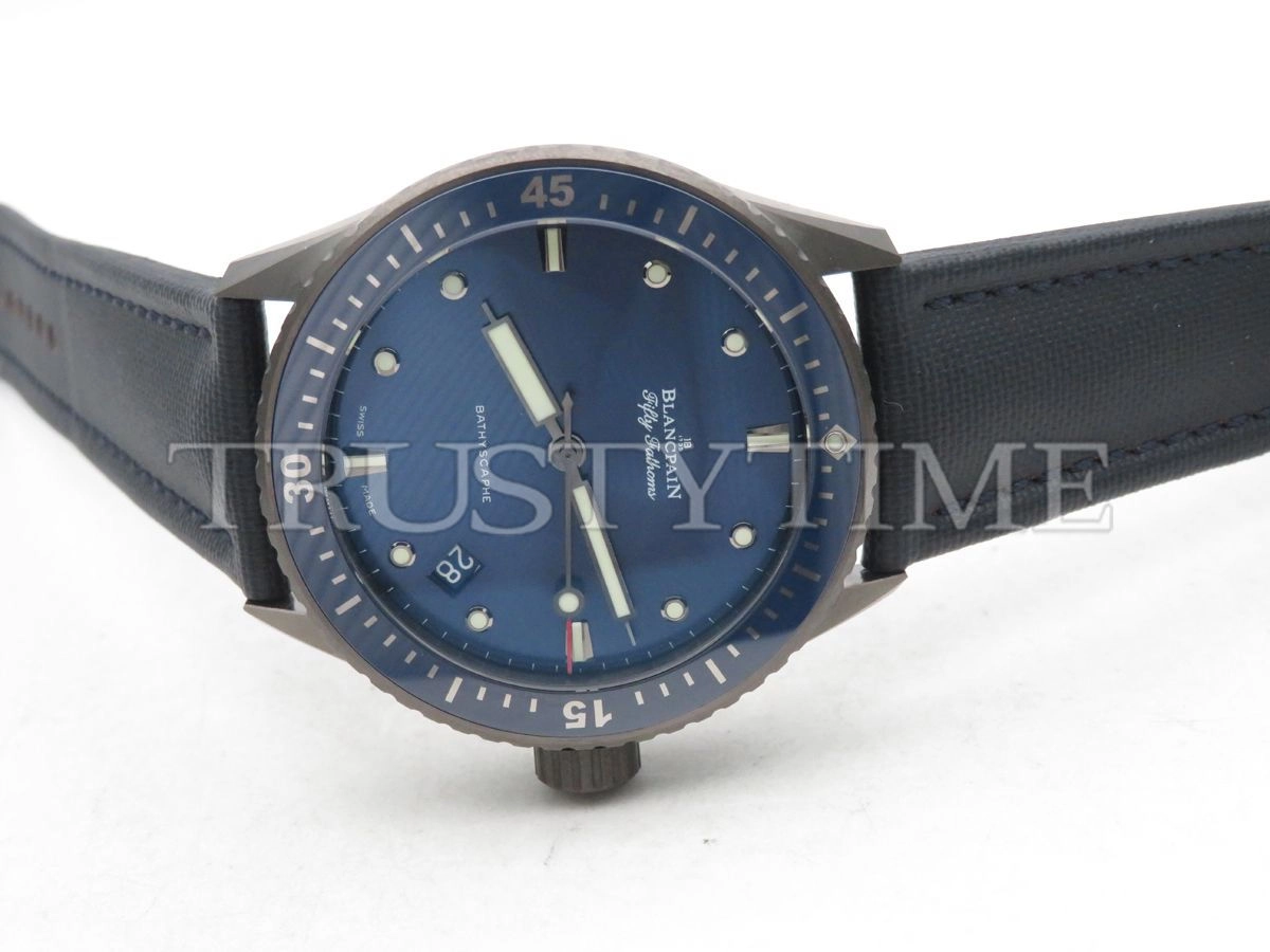 Копия часов Blancpain Fifty Fathoms Bathyscaphe 5000-0240-O52A Арт.BP-0348