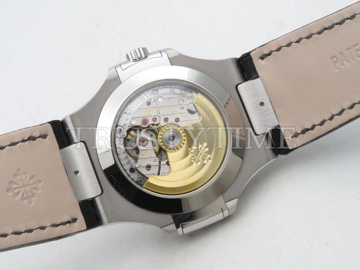Копия часов Patek Philippe Nautilus Annual Calendar 40,5mm 5726A-001 Арт.PP-0699