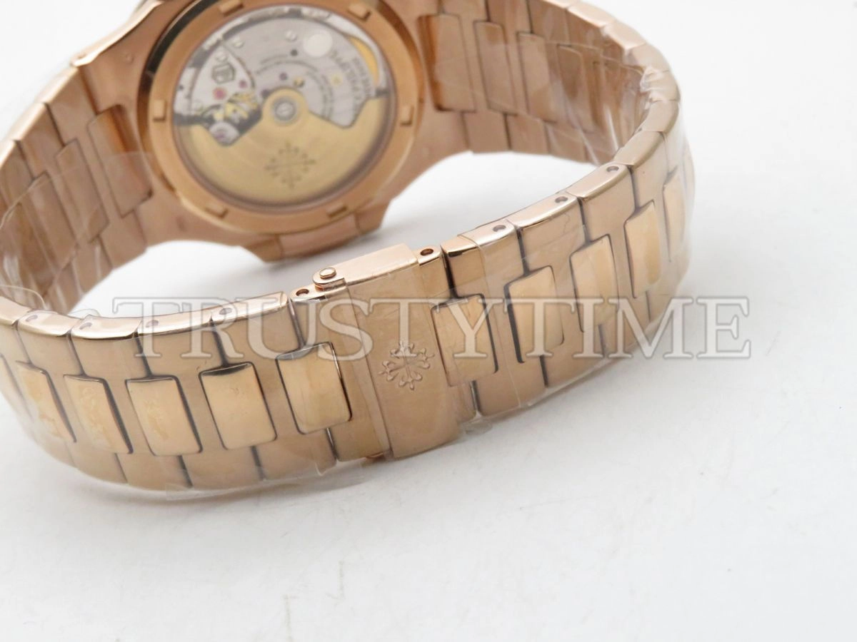 Копия часов Patek Philippe Nautilus 40mm 5711/1R-001 Арт.PP-0686