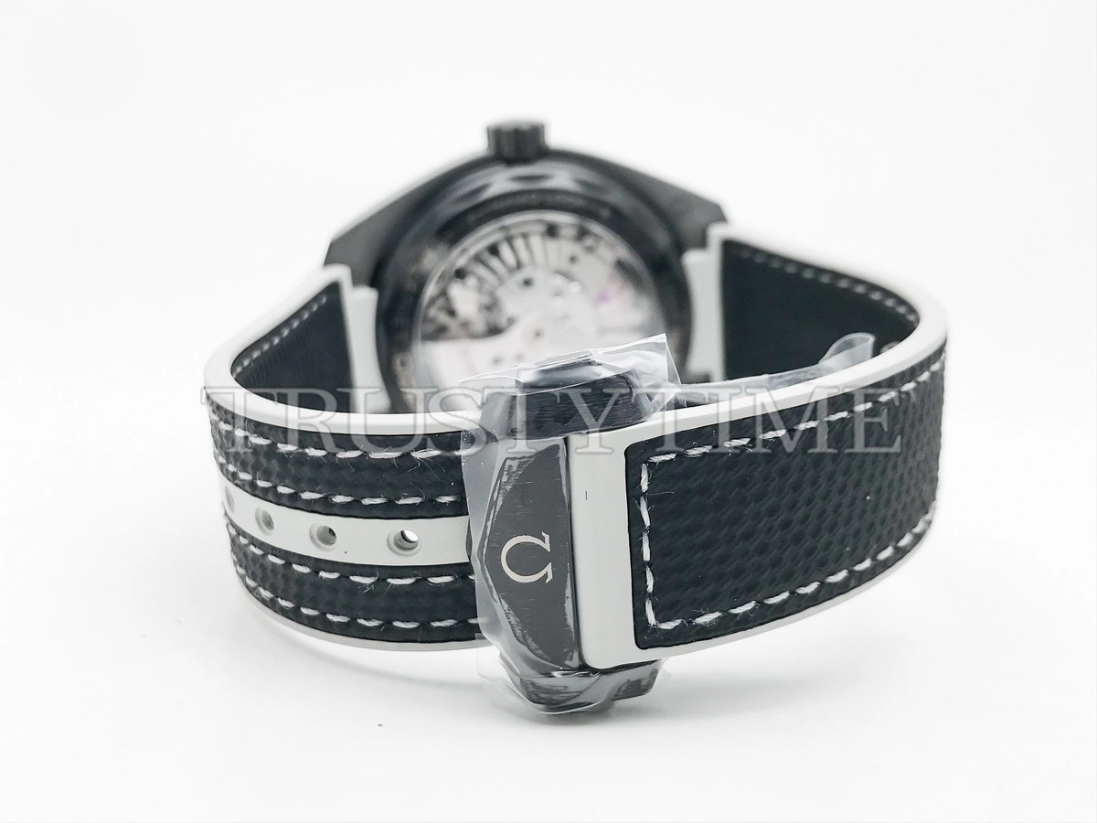 Копия часов Omega Seamaster Planet Ocean 600M Black Ceramic 45.5mm 215.92.46.22.01.007 Арт.OM-1033