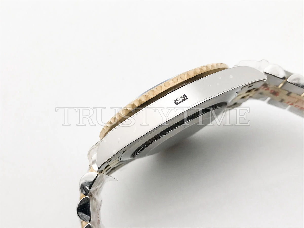 Копия часов Rolex GMT Master II 40mm 126713GRNR-0001 Арт.RX-2882