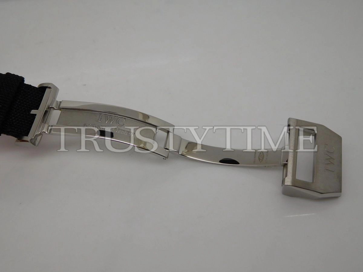 Копия часов IWC Big Pilot's Watch DFB Limited Edition 46mm IW500432 Арт.IW-0473