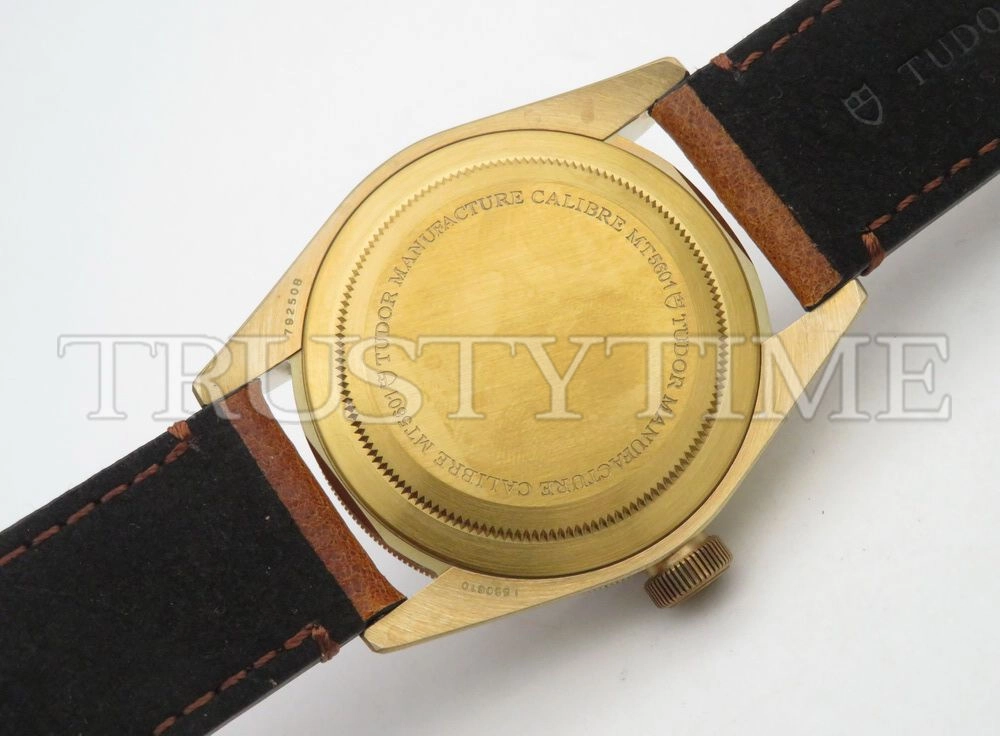 Копия часов Tudor Heritage Black Bay Bronzo 43mm M79250BM-0005 Арт.TD-0752